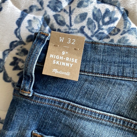 SOLD - Picture 5 of 8